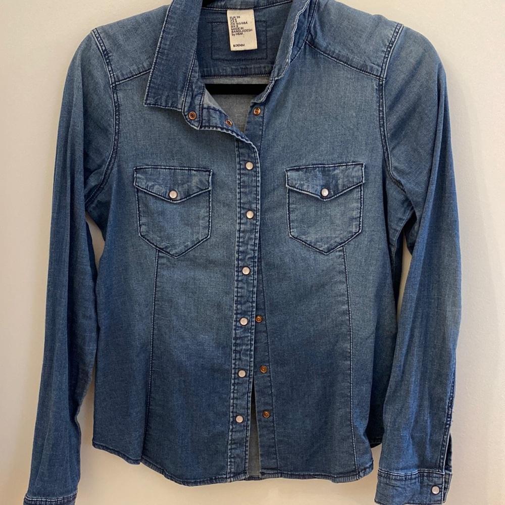 Lightweight button down jean shirt